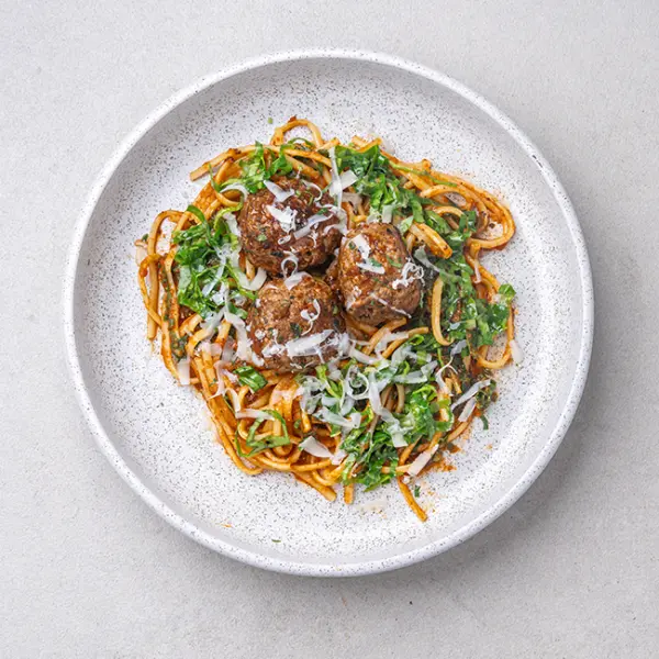 Beef Meatball Pasta with Spinach & Garlic Tomato Paste
